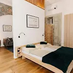 Larco Living 3 * Triest