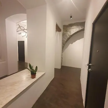 Apartment Larco Living 3