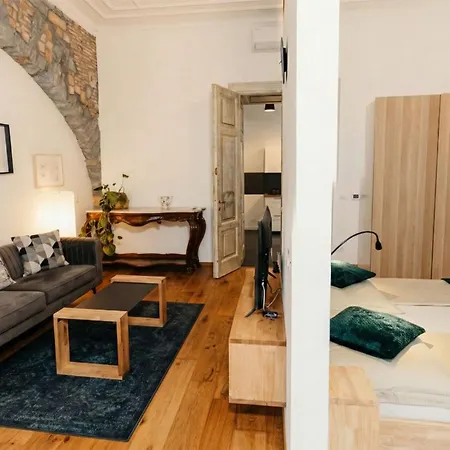 Larco Living 3 Appartement *