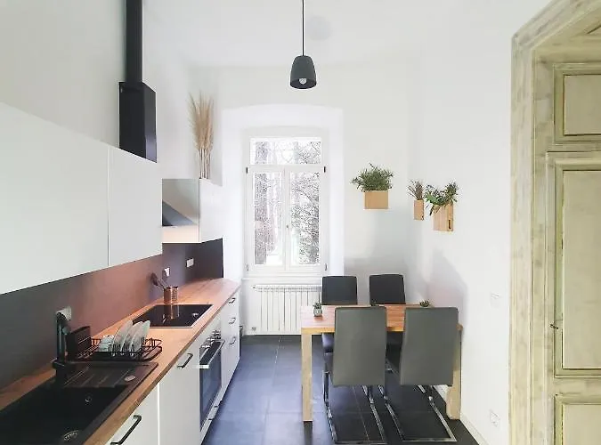 Larco Living 3 Apartment *